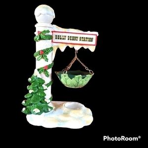 𝅺YANKEE CANDLE Christmas Hanging Wax Tart Burner Holly Berry Station North Pole